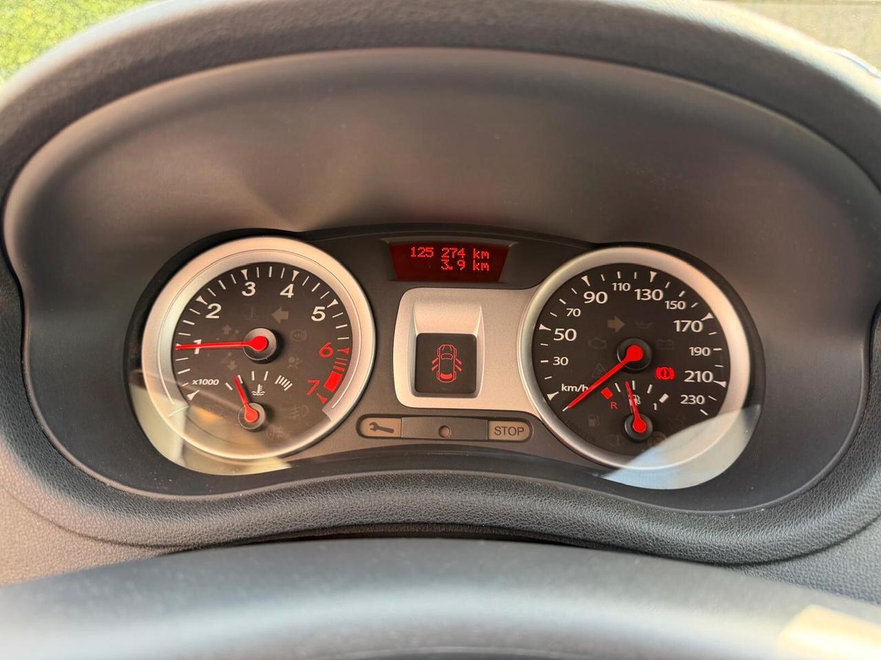 Renault Clio 1.2 16V 3 porte Confort