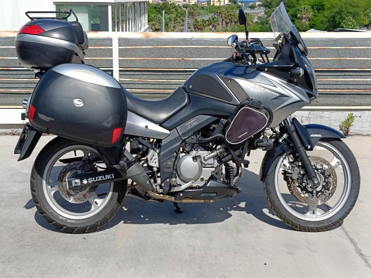 SUZUKI V-Strom - V-Strom DL 650 Traveller Abs my07