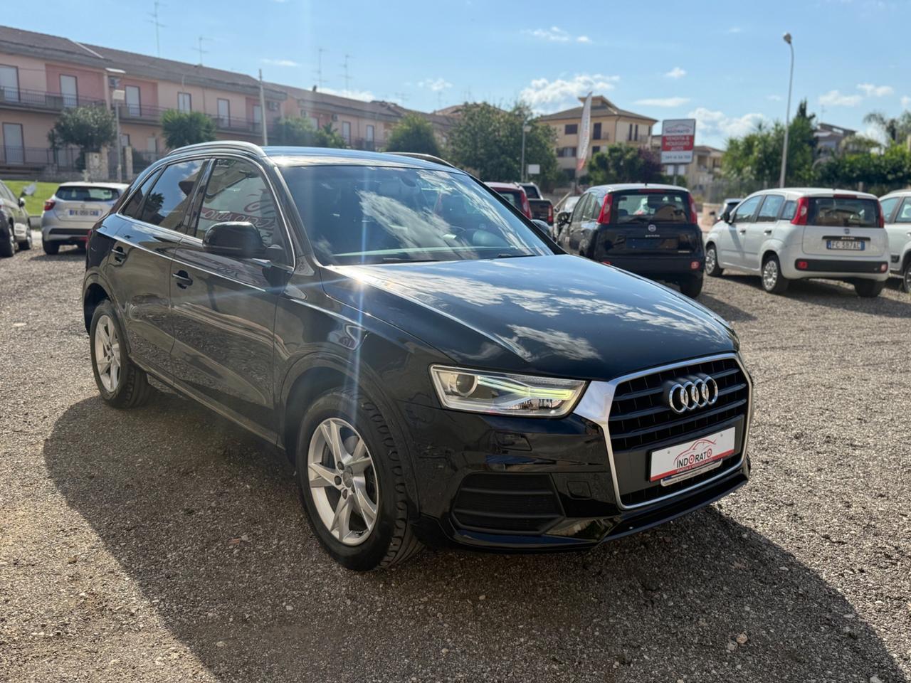 Audi Q3 2.0 TDI 150 CV Business