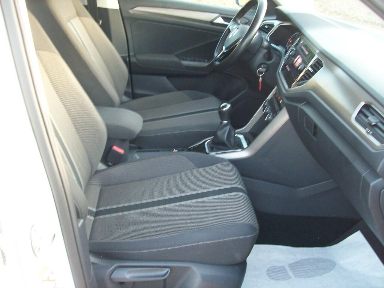 VOLKSWAGEN T-ROC 1.6 TDI CV.115 Advanced BlueMotion "2021"