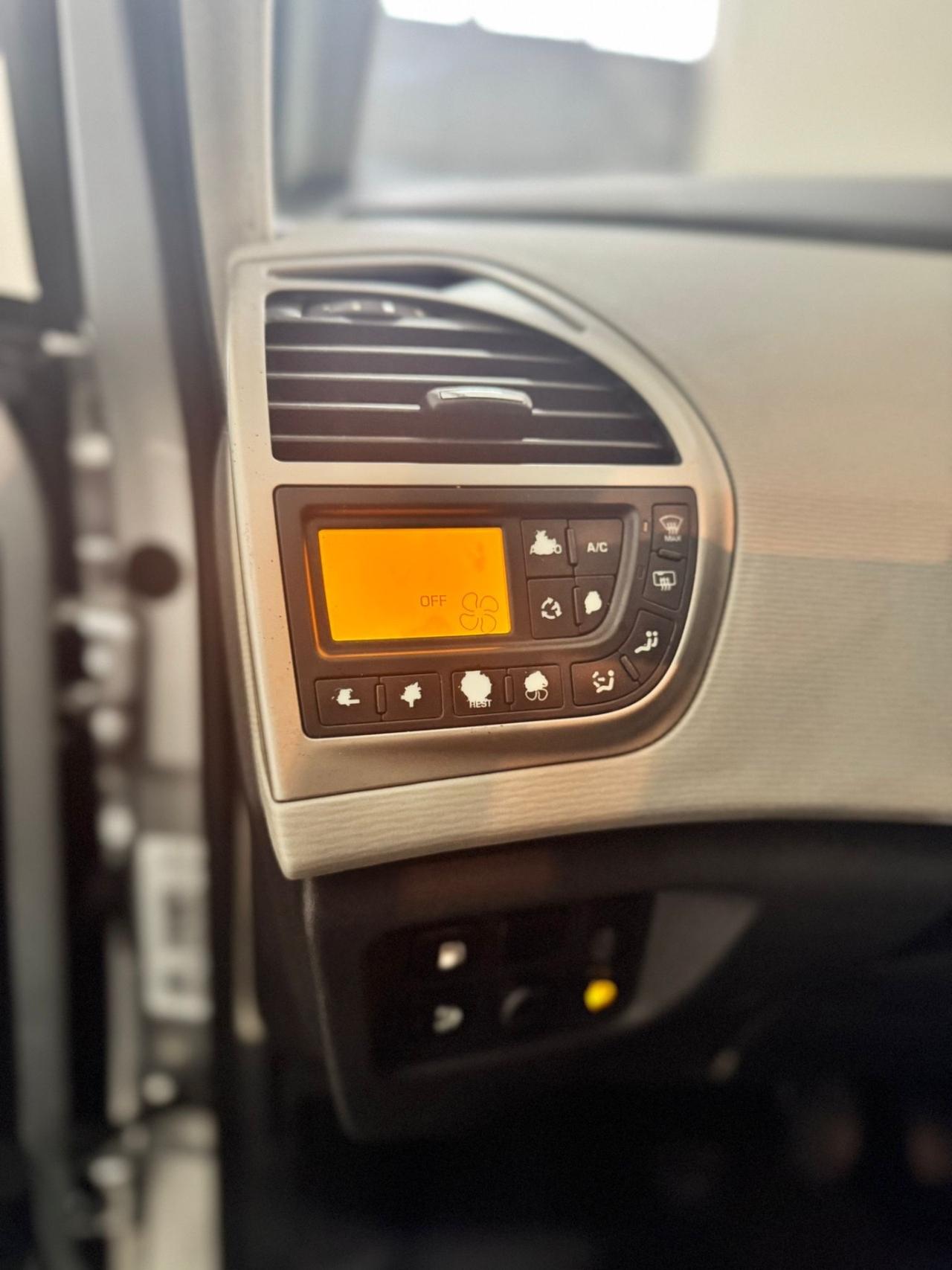 Citroen C4 Grand Picasso 1.6 HDi 110 FAP Elegance