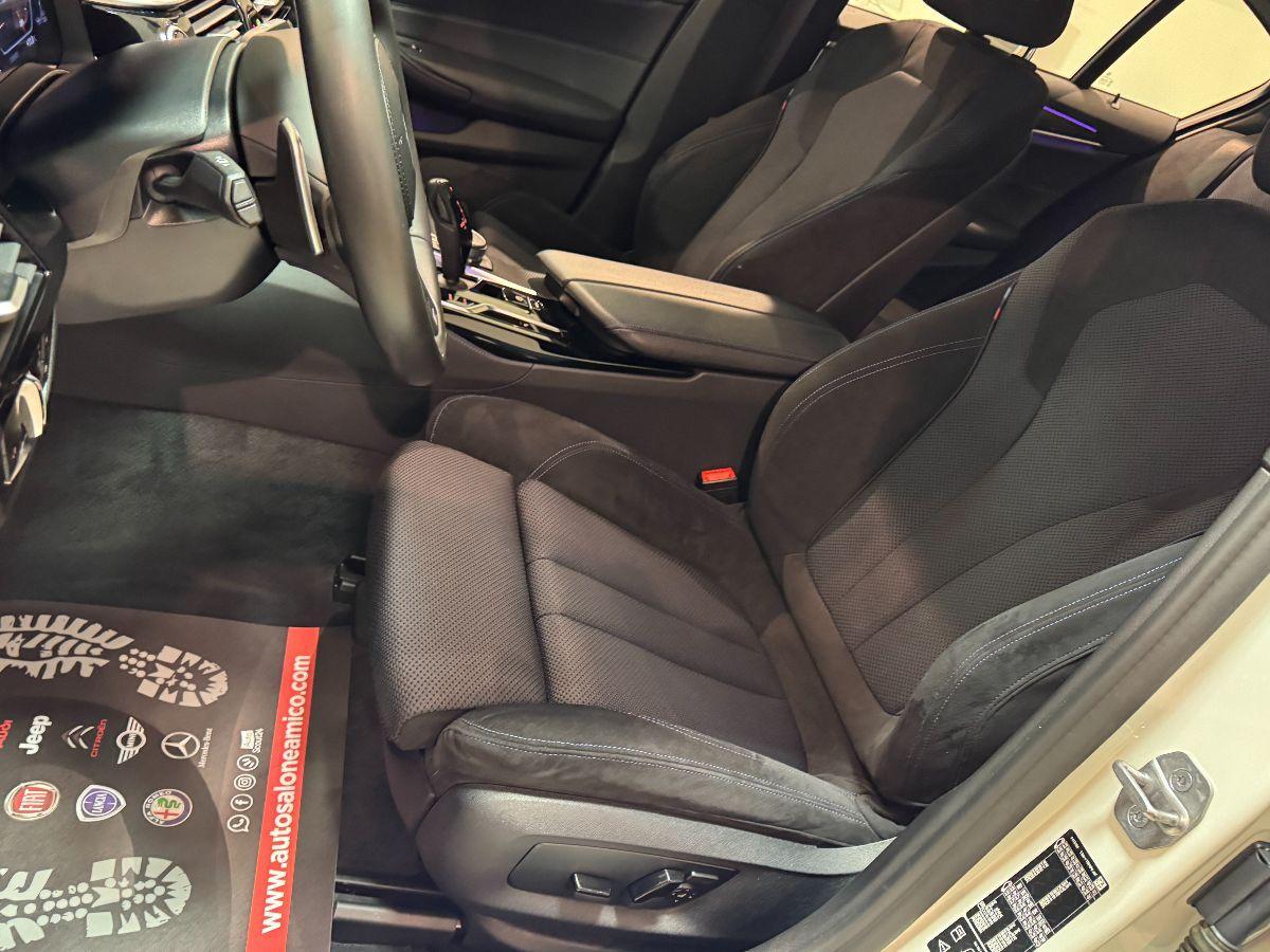 BMW Serie 5 520d xDrive Berlina Msport