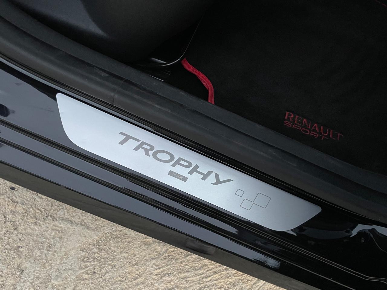 Renault Clio TCe 220CV EDC 5 porte Energy R.S. Trophy