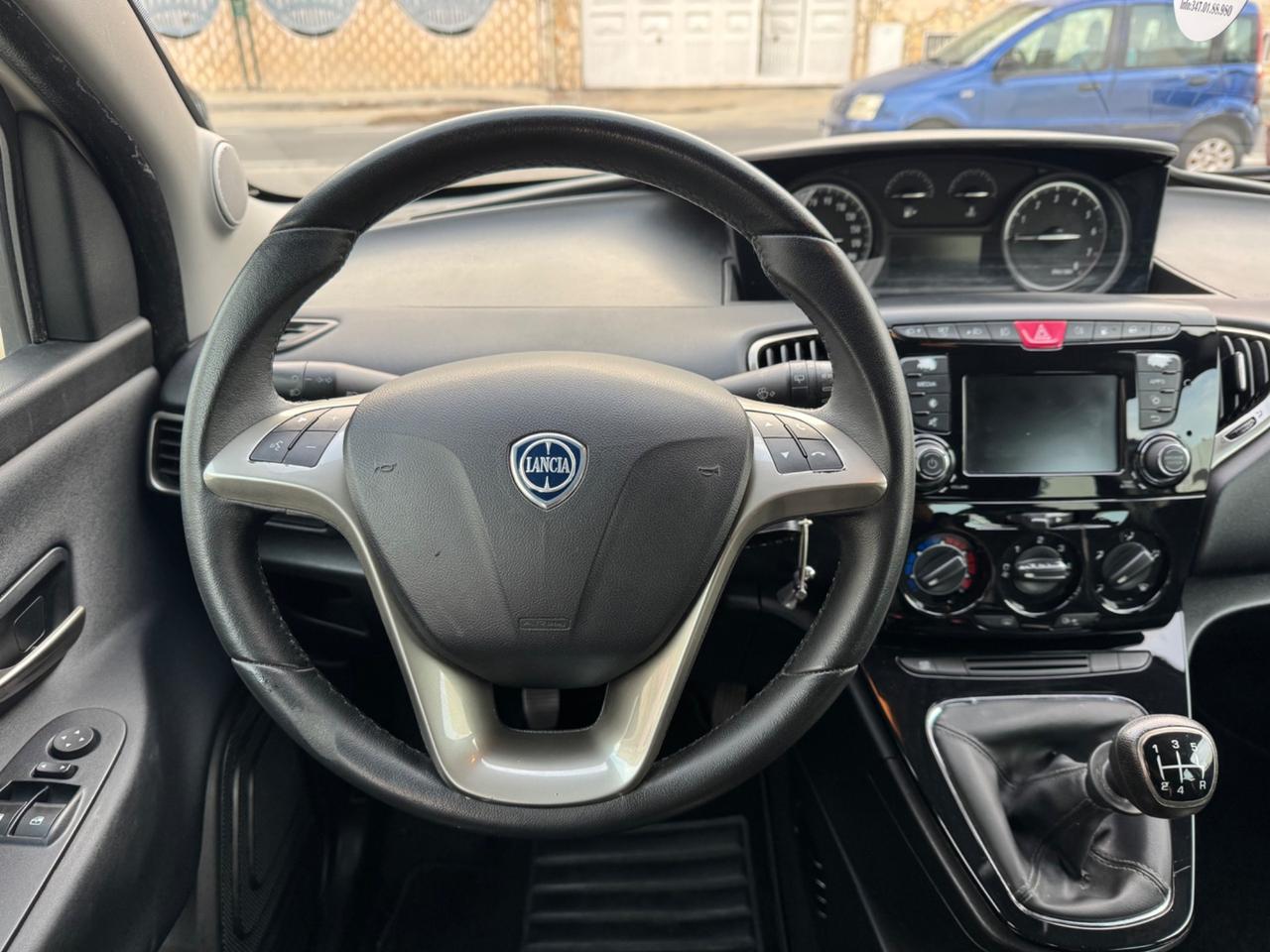 Lancia Ypsilon 1.2 GPL 69CV Ecochic Platinum 2017