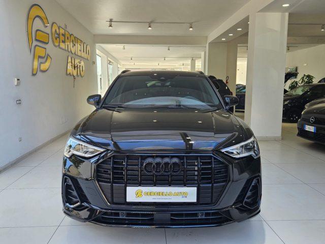 AUDI Q3 45 TFSI e S tronic Identity Black Sline da ?499,00