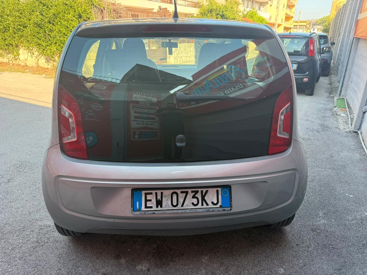 Volkswagen up! 1.0 68cv BlueMotion - 2014