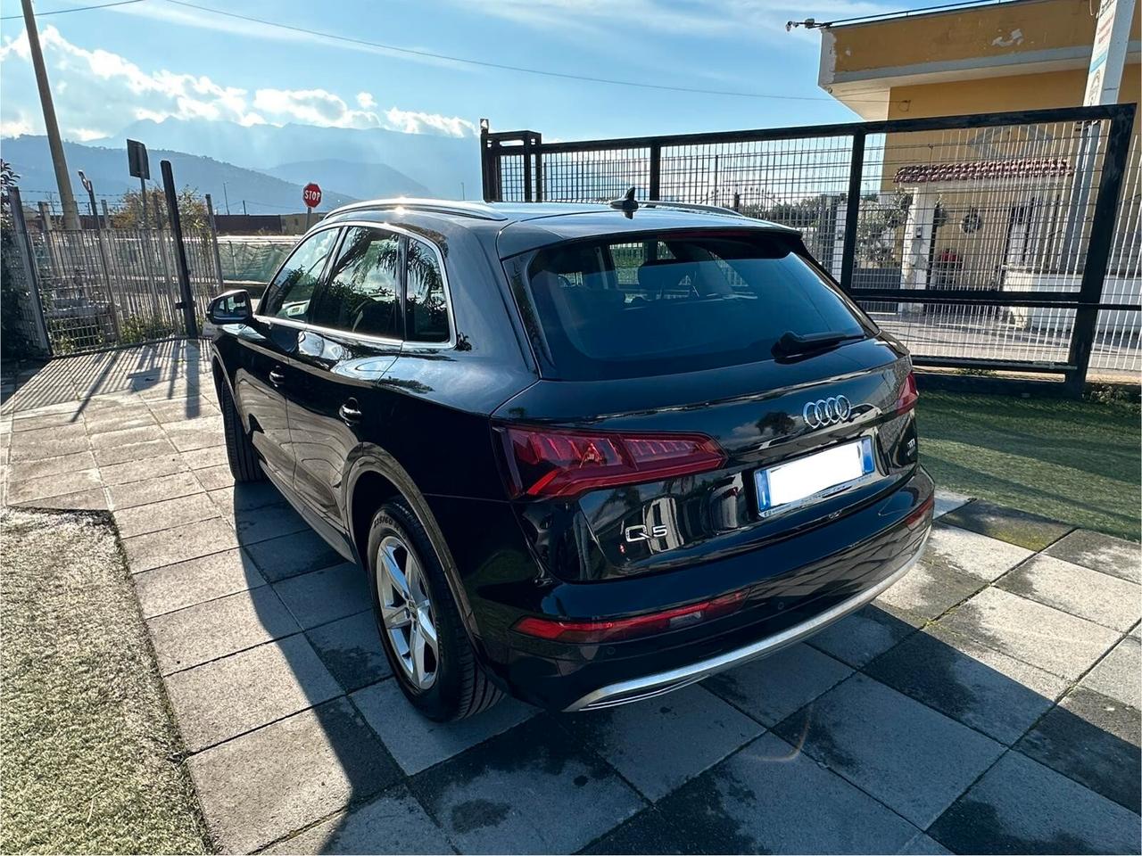 Audi Q5 2.0 TDI 163cv S tronic Sport 2018 FARI LED- CERCHIO 18'