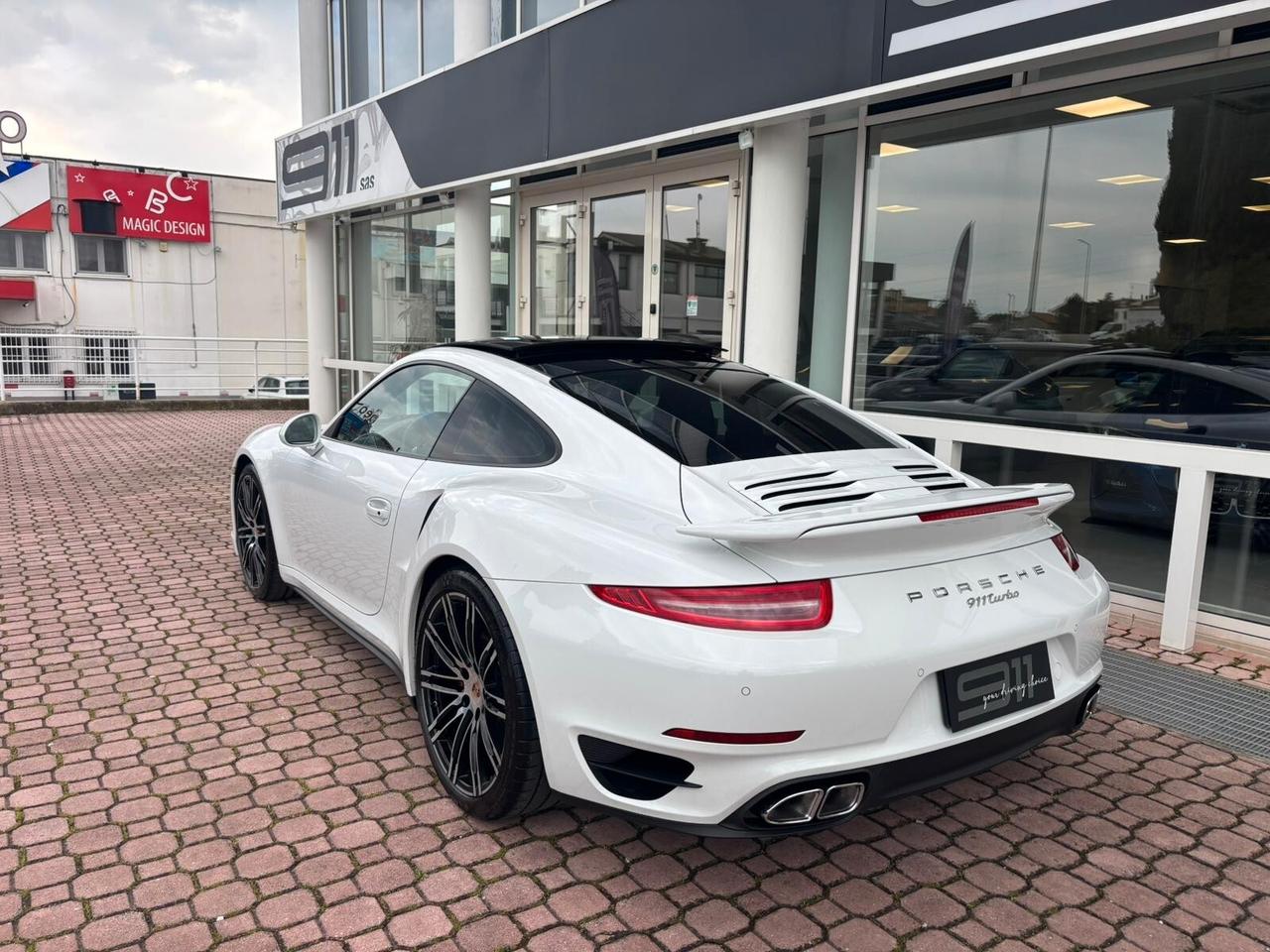 Porsche 911 3.8 Turbo Coupé