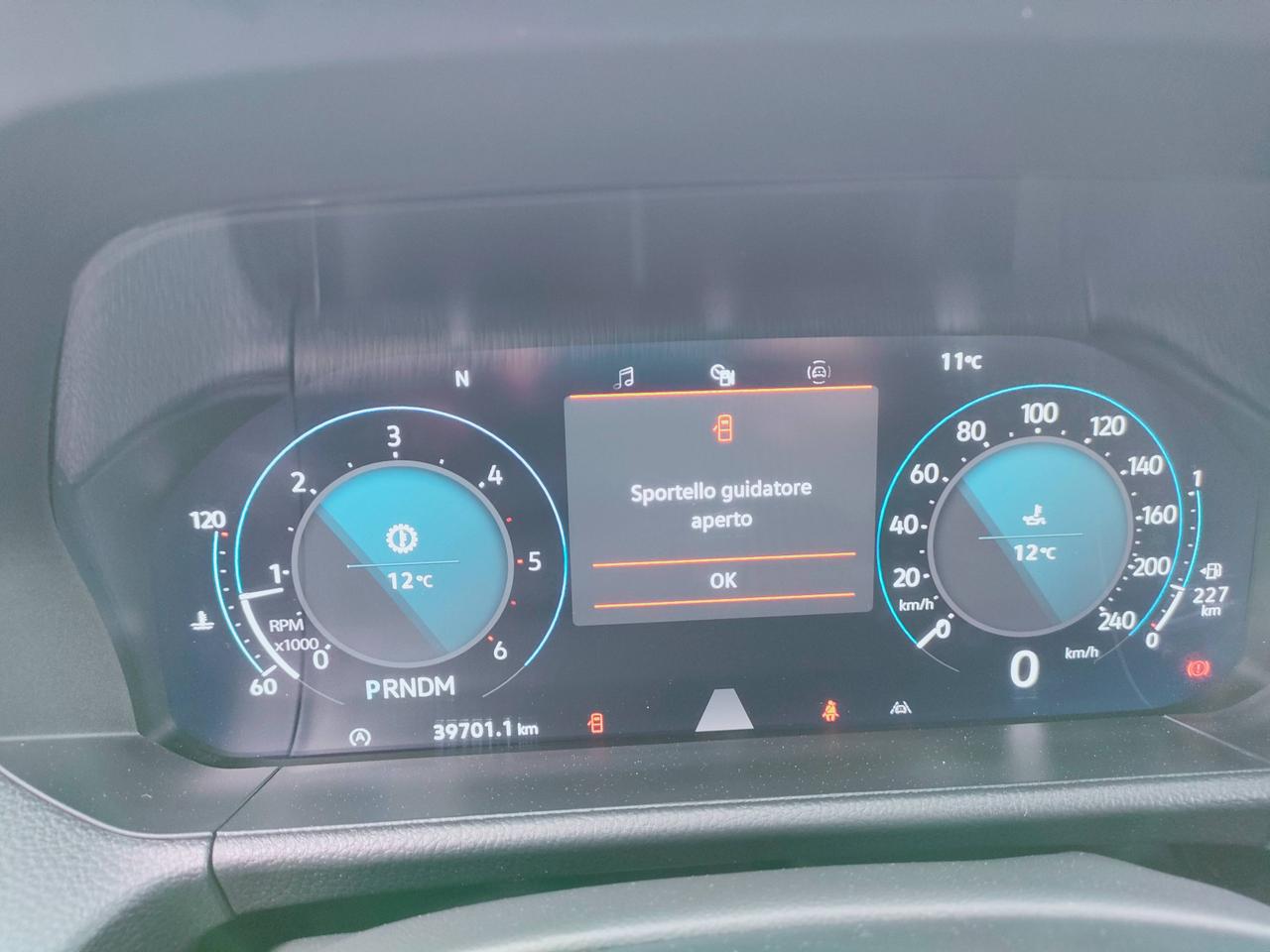 VOLKSWAGEN Amarok II 2023 - Amarok 2.0 tdi Life 4motion auto