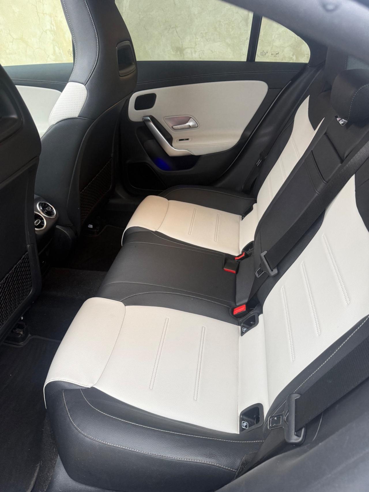 Mercedes-benz CLA 220 d Automatic 4Matic Premium