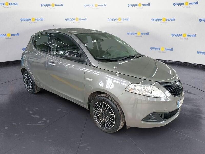 Lancia Ypsilon New 5 porte My24 1.0 Firefly 70 CvStart&Stop Hybrid Oro