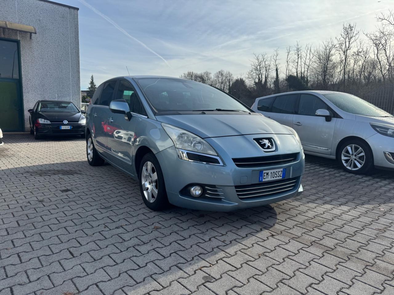 Peugeot 5008 1.6 HDi 112CV Business 7 posti