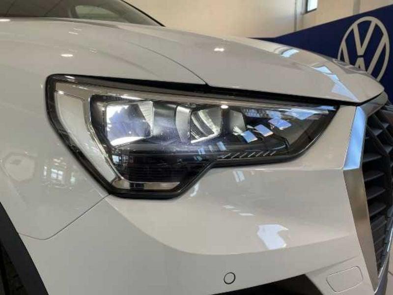 Audi Q3 II 2018 Audi 35 2.0 tdi Business s-tronic