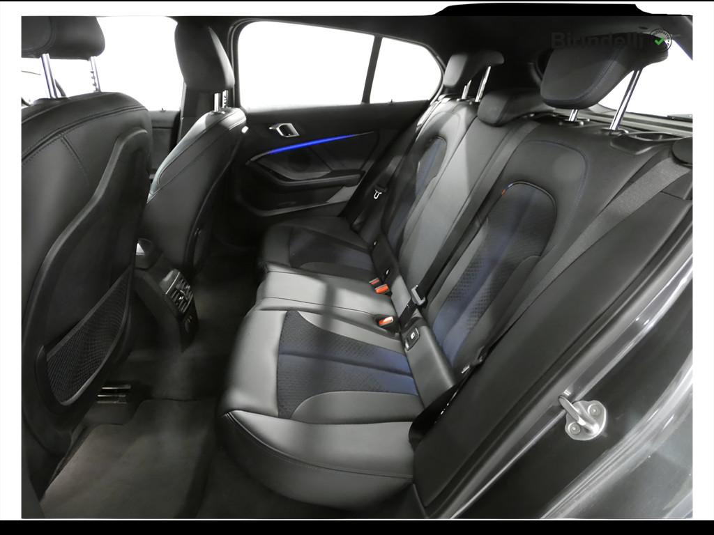 BMW Serie 1 (F40) - 116d 5p. Msport