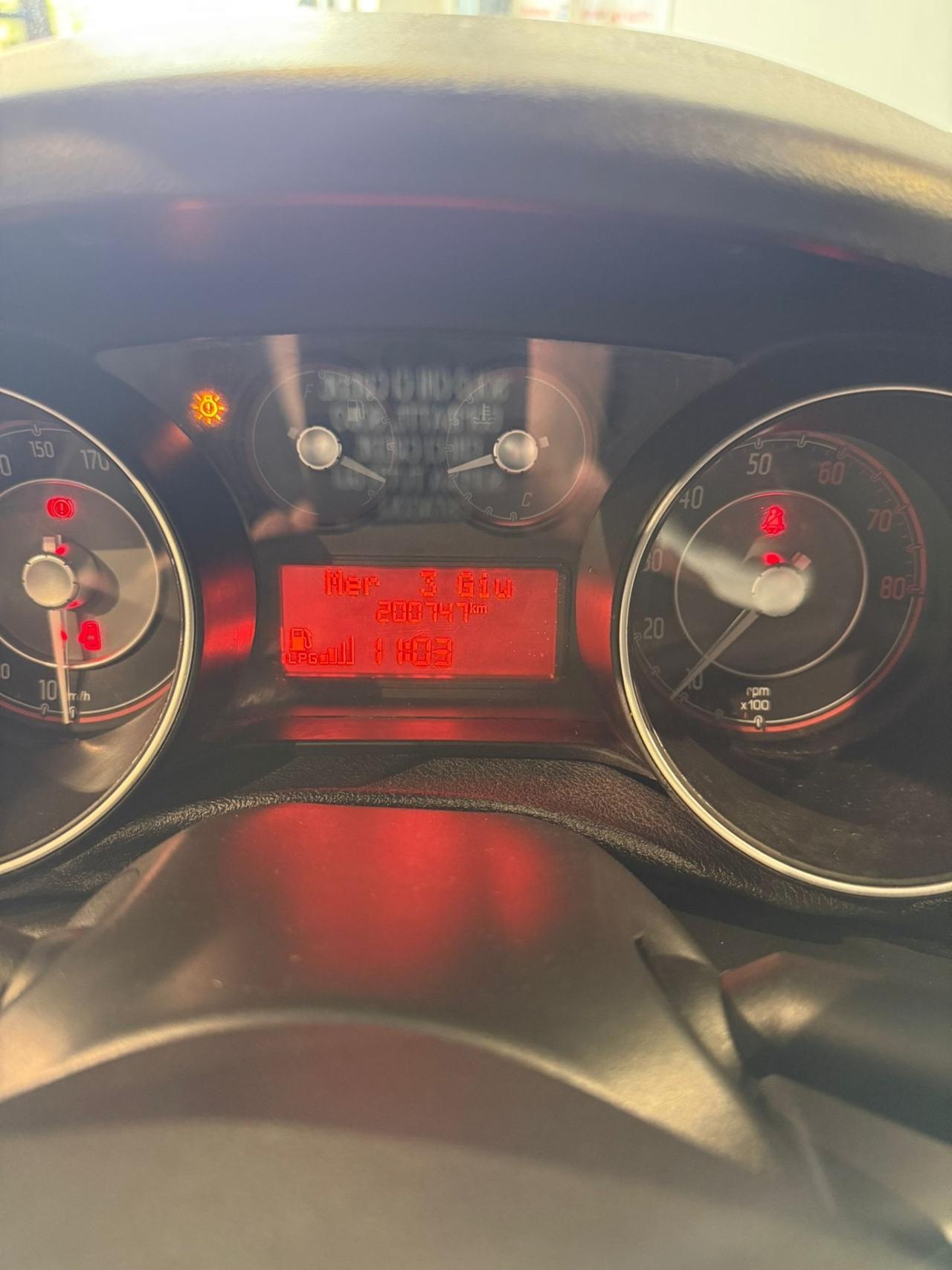 Fiat Punto 1.4 -GPL -UNICO PROPRIETARIO
