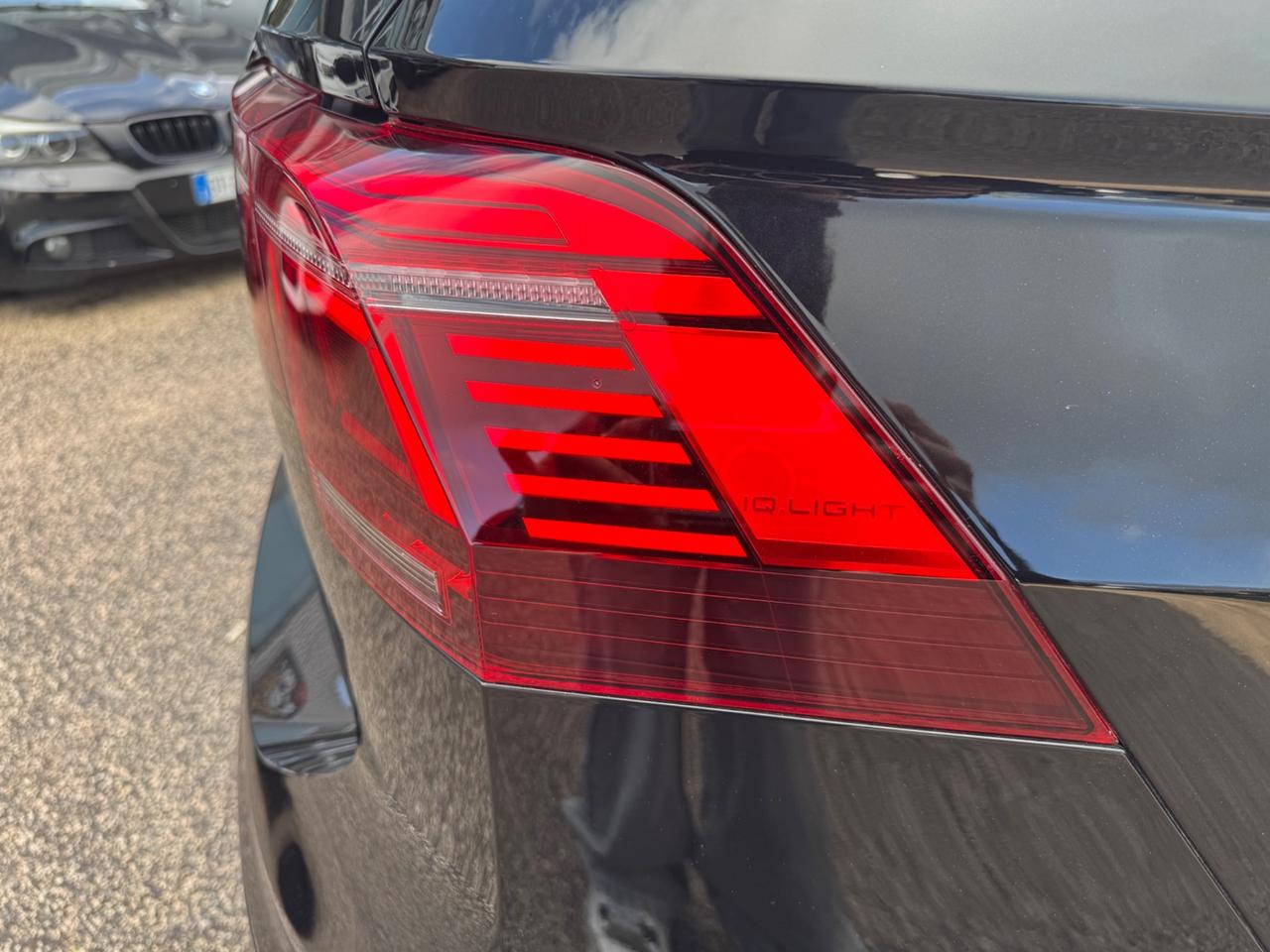 Volkswagen Tiguan 2.0 TDI 150 CV SRC DSG R-Line FULL SERVICE