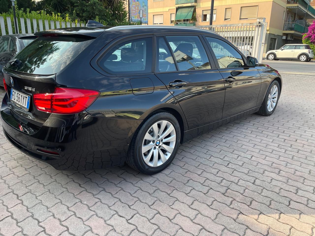 Bmw 318 d Touring Luxury