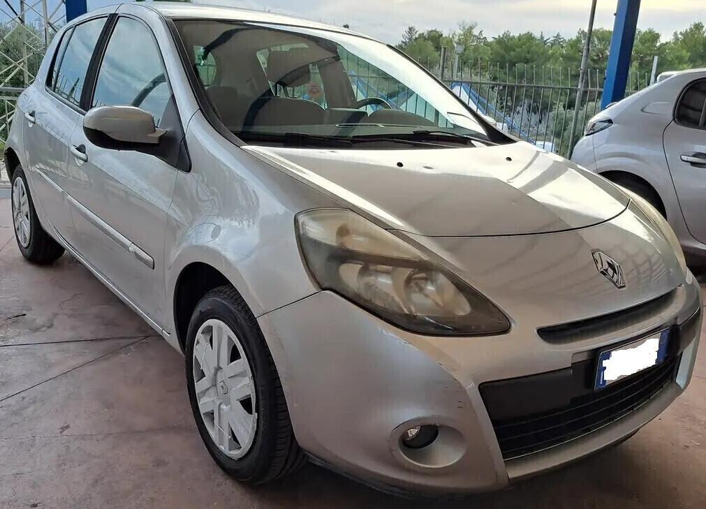 Renault Clio 1.2 16V