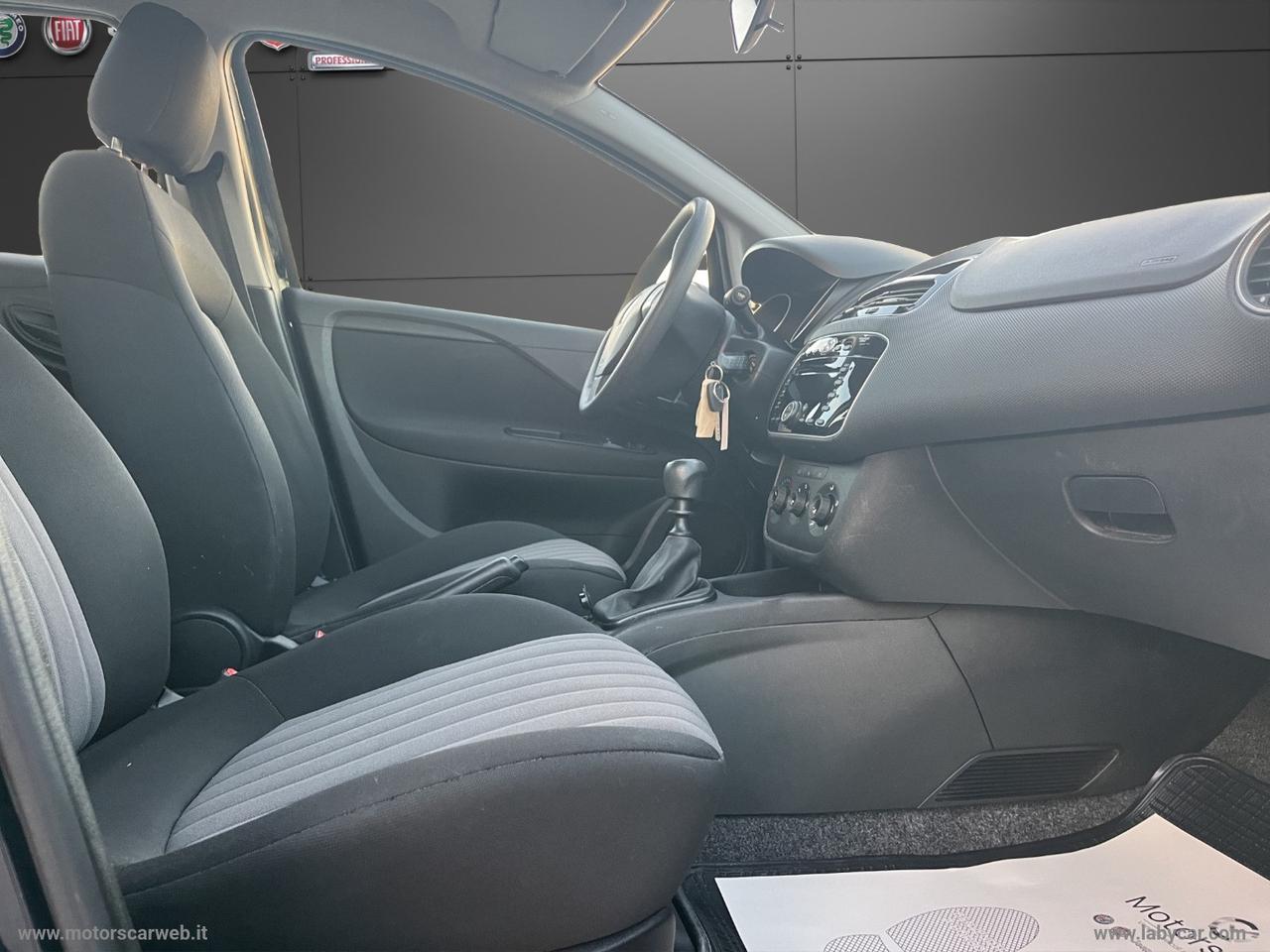 FIAT Punto 1.2 8V 5p. Street