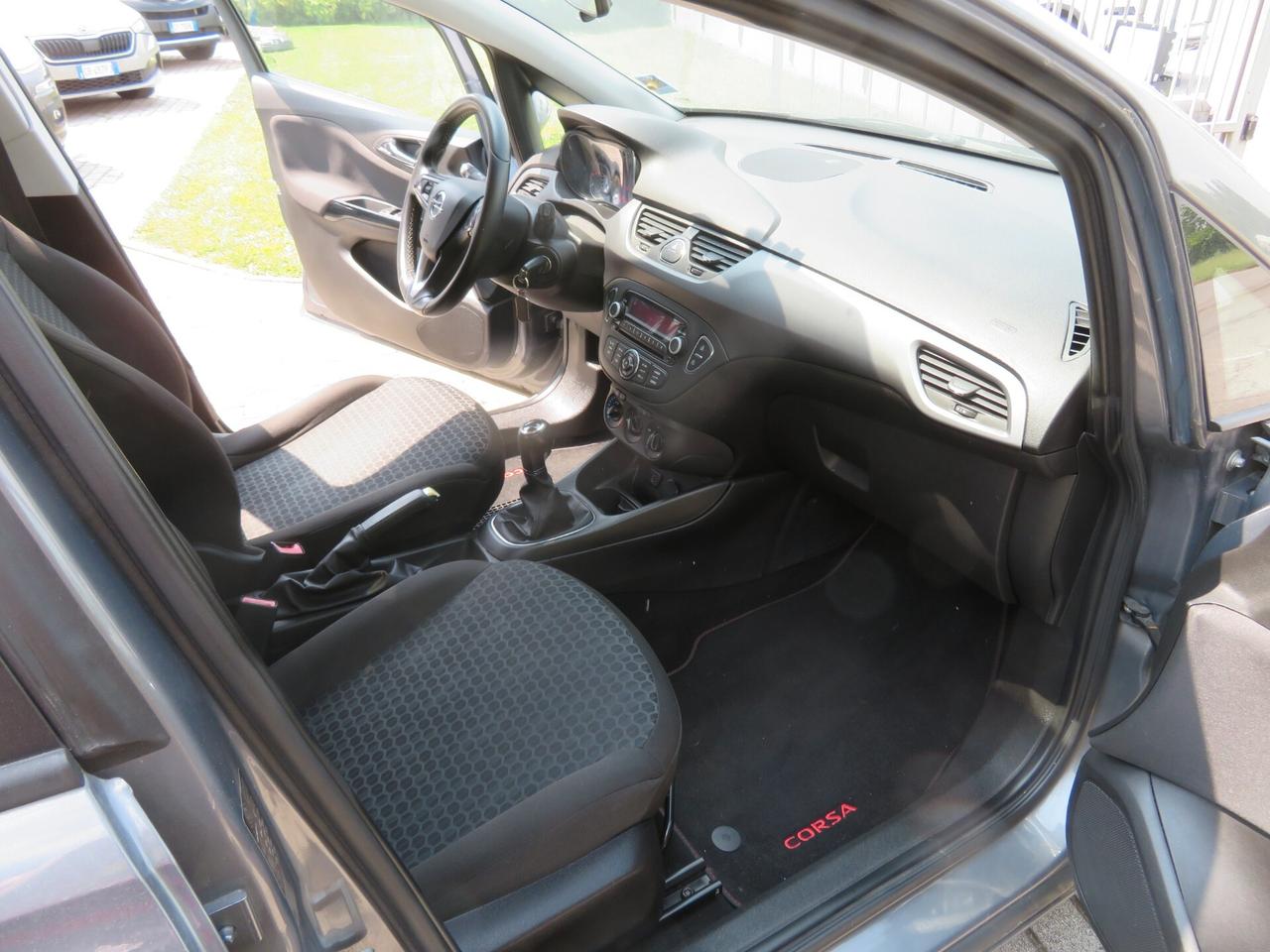 Opel Corsa 1.2 5 porte Cosmo