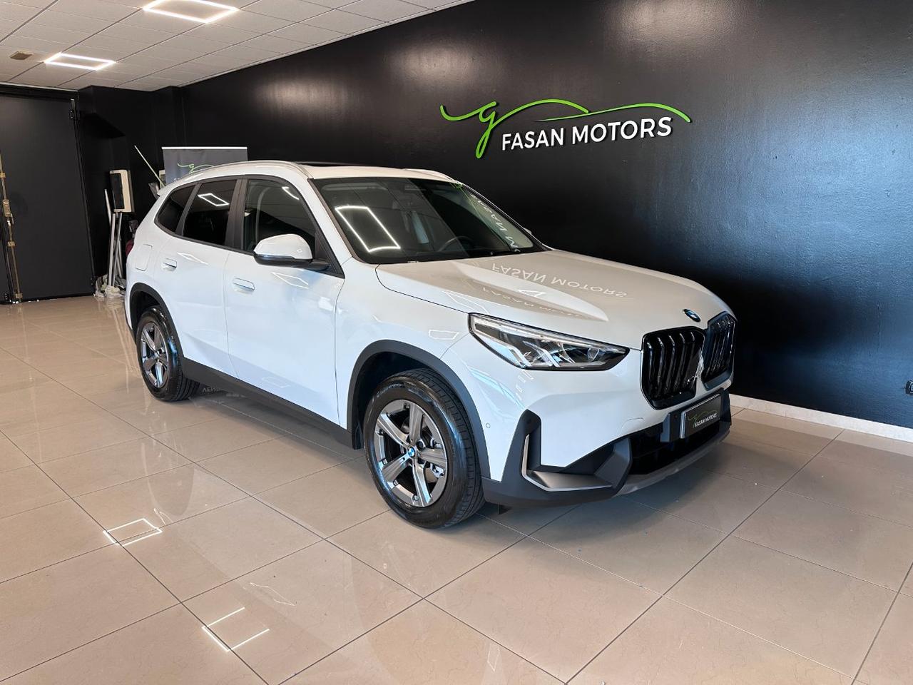 BMW X1 sdrive18i X-Line auto BOLLO PAGATO FINO A GENNAIO 2027