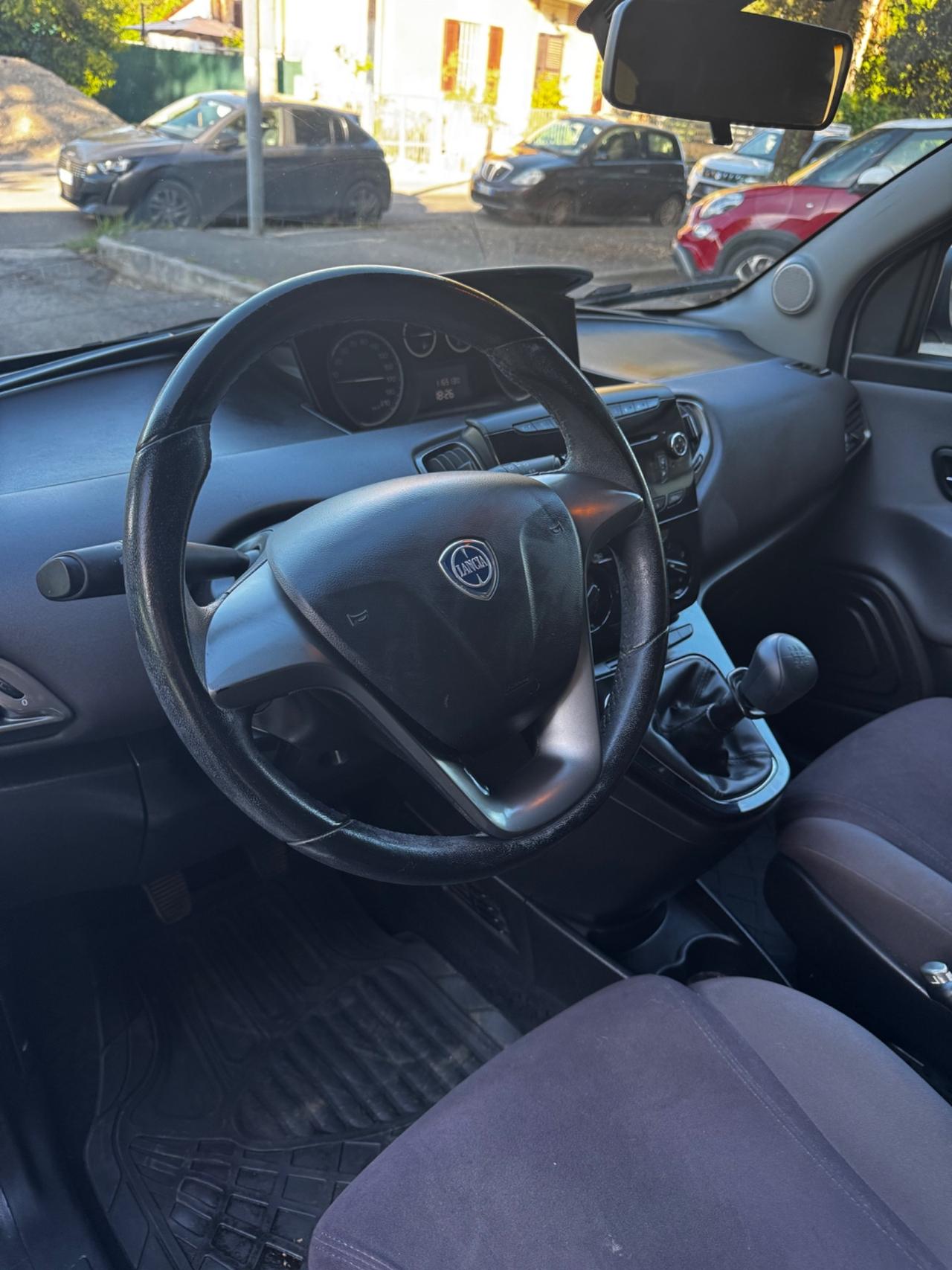 Lancia Ypsilon 1.4 Unyca Ecochic GPL