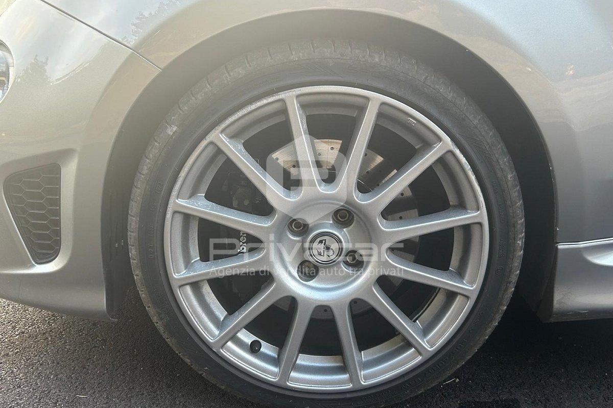 ABARTH 695 1.4 Turbo T-Jet Rivale