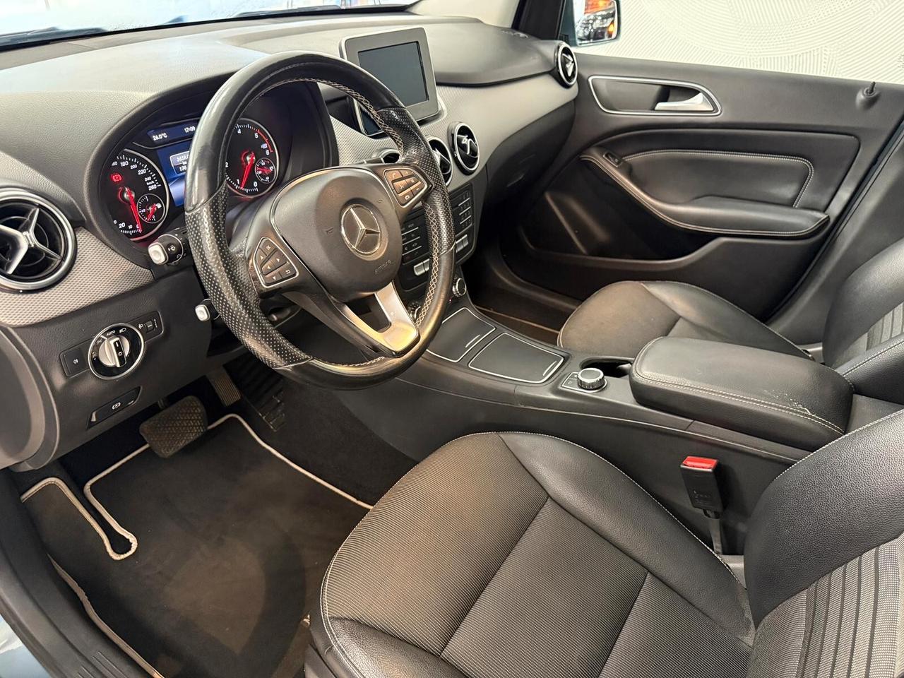 Mercedes-benz B 200 CDI 4Matic Automatic Premium