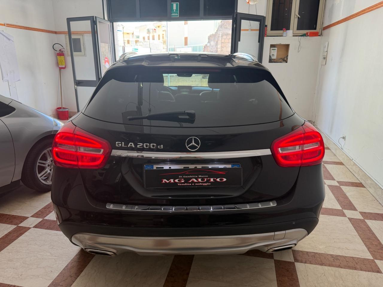 Mercedes-benz GLA 200 d Premium