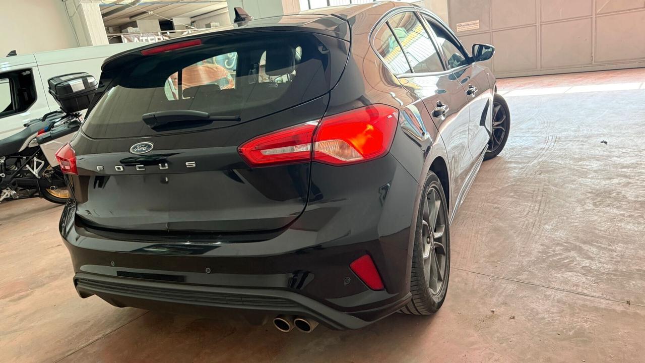 Ford Focus 1.0 EcoBoost 125 CV 5p. ST-Line pelle led navi android auto