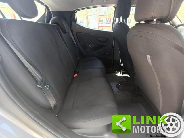 LANCIA Ypsilon 0.9 TwinAir 85 CV 5 porte Metano Ecochic