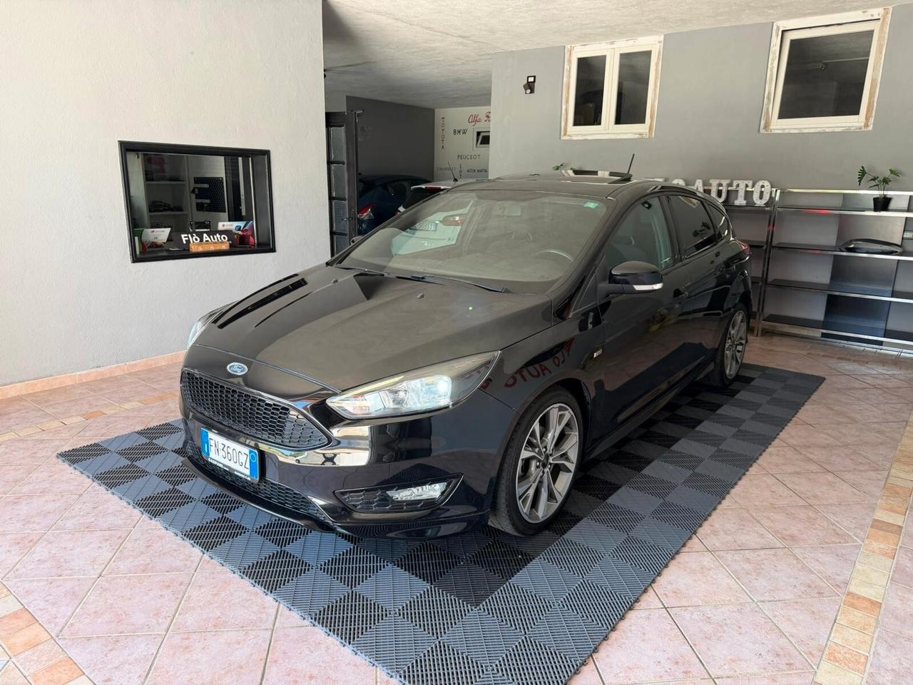 Ford Focus 1.5 TDCi (Diesel) 120cv ST-Line