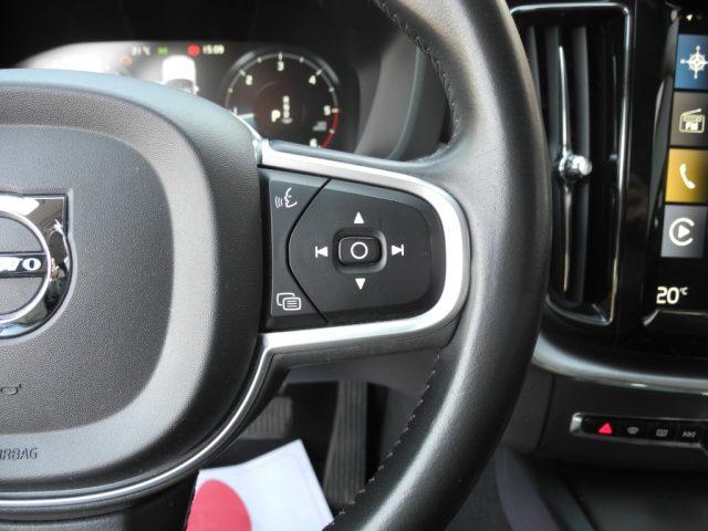 VOLVO XC60 2.0 D AWD Geartronic Business Plus Hybrid autom.