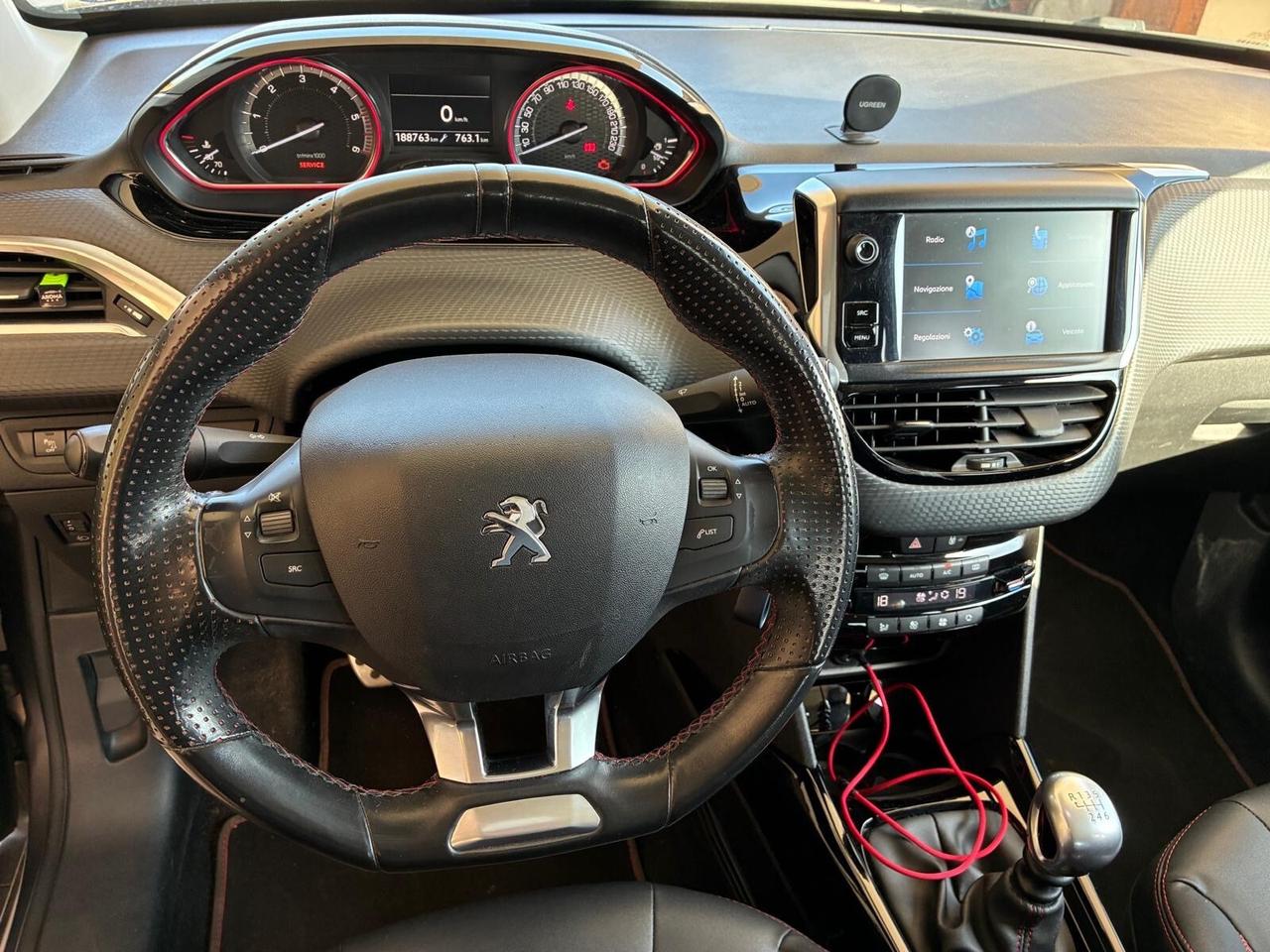 Peugeot 2008 BlueHDi 120 S&S Black Matt