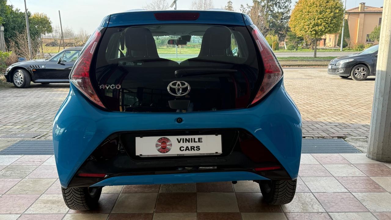 Toyota Aygo 1.0 VVT-i 69 CV 5 porte x-cite TSS