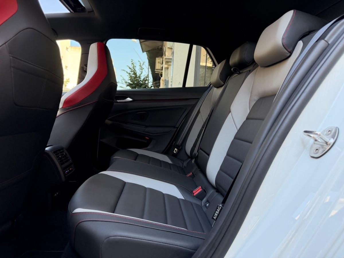 Volkswagen Golf 8 GTI 2.0 TSI 245CV