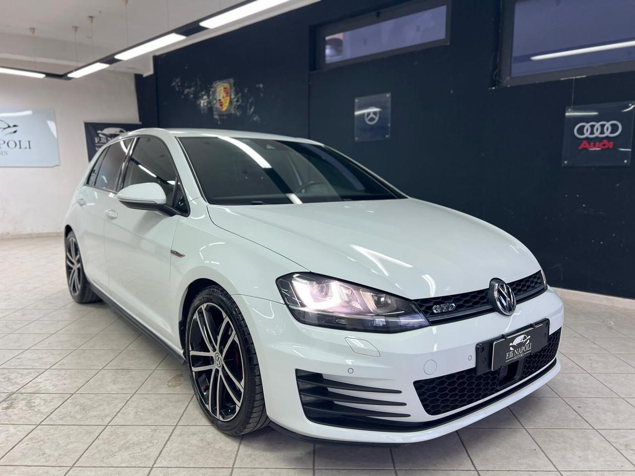 Volkswagen Golf GTD 2.0 TDI DSG 5p. BlueMotion Technology