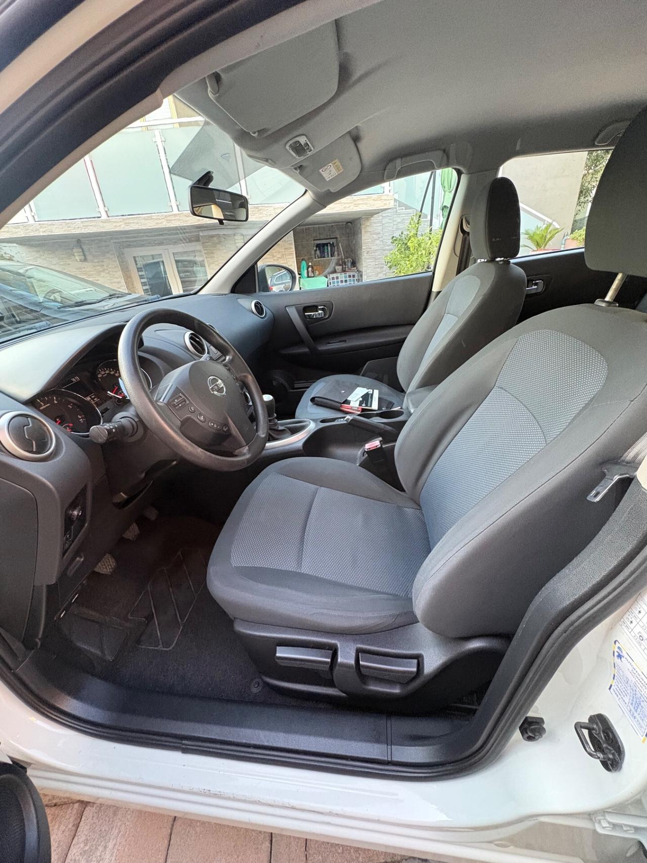 Nissan Qashqai 1.5 dCi anno 2014 garanzia 12/24.