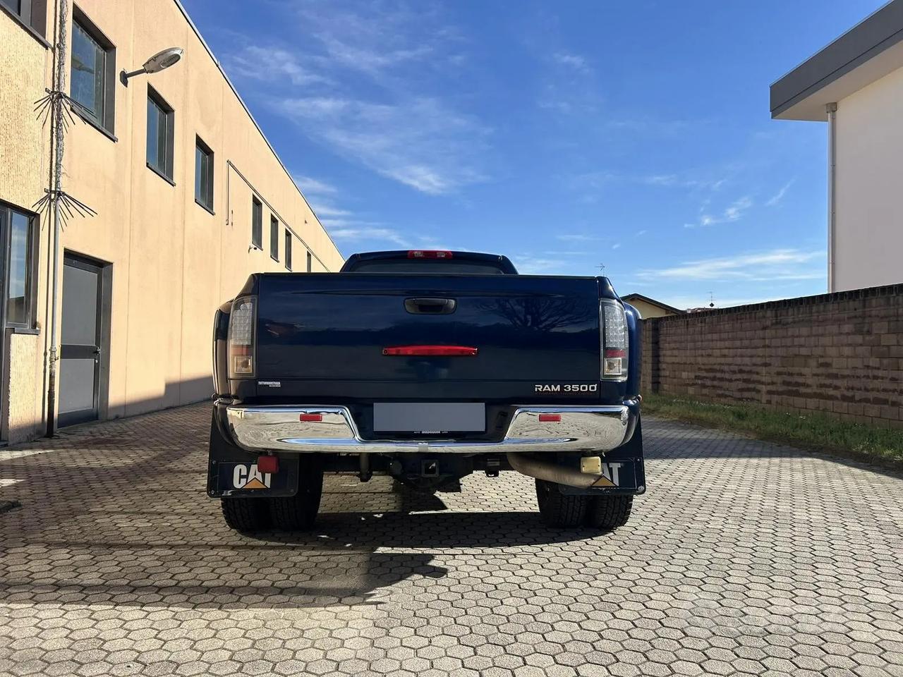 Dodge ram 3500 5.9 cummins gemellato