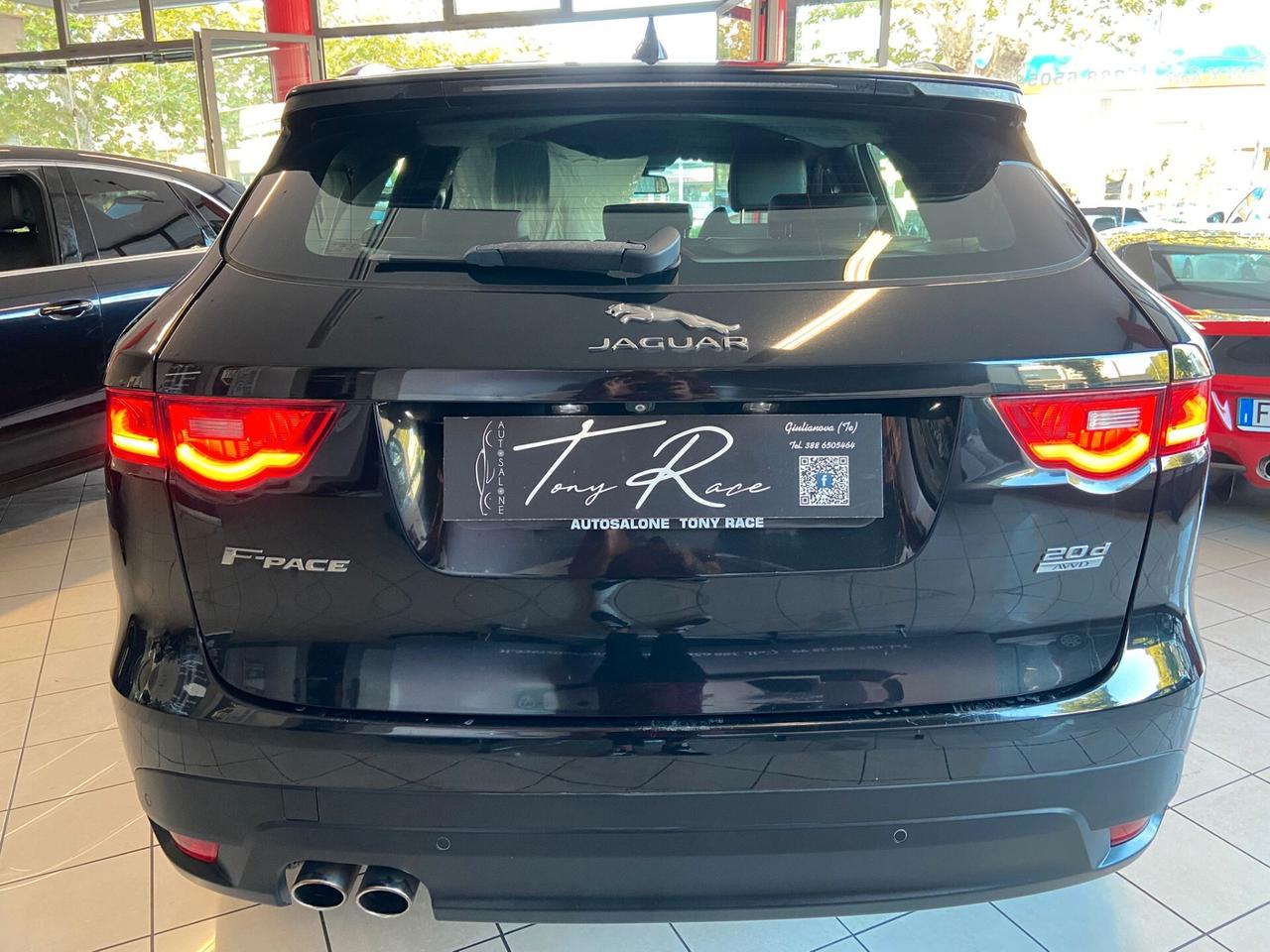 Jaguar F-Pace 2.0 D 180 CV R-Sport