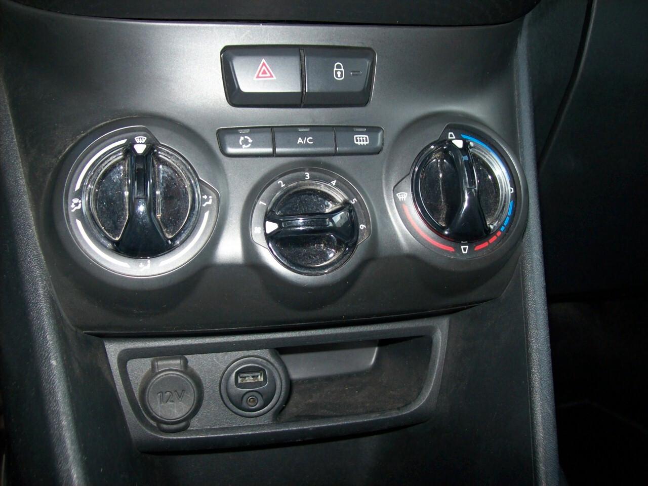 Peugeot 2008 1.2 PureTech 82CV Business