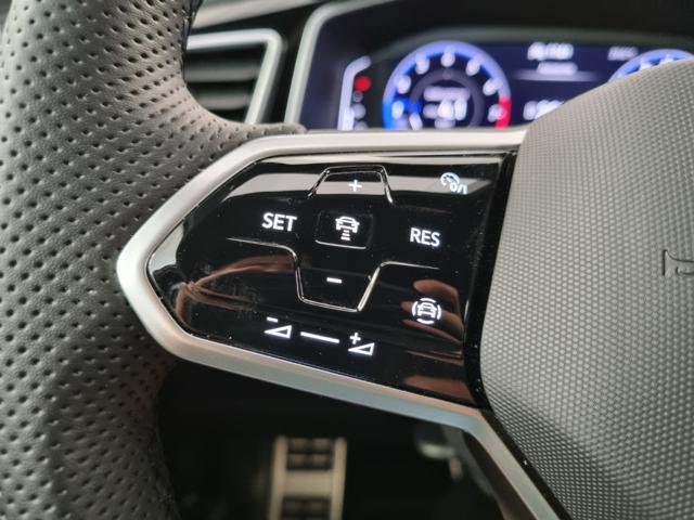 VOLKSWAGEN T-Roc 1.5 TSI ACT DSG R-Line