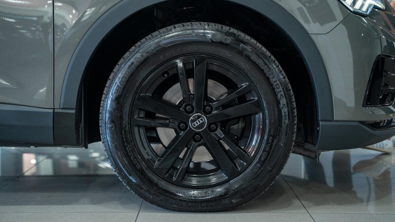 Audi Q3 35 2.0 TDI S TRONIC SPORT XENO NAVI FULL OPTIONAL