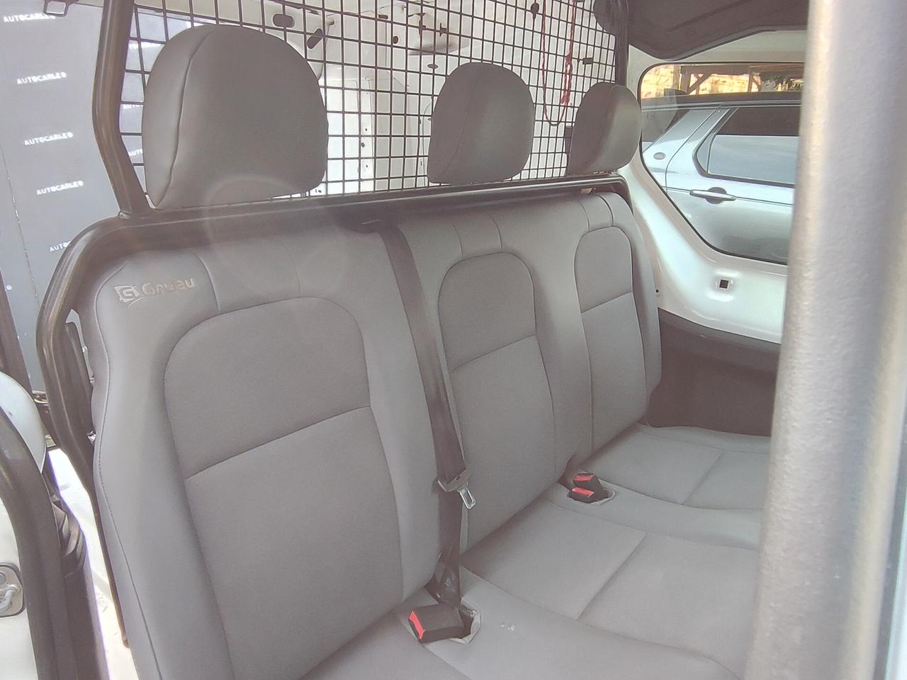 Peugeot Partner maxi prolungato 5 posti
