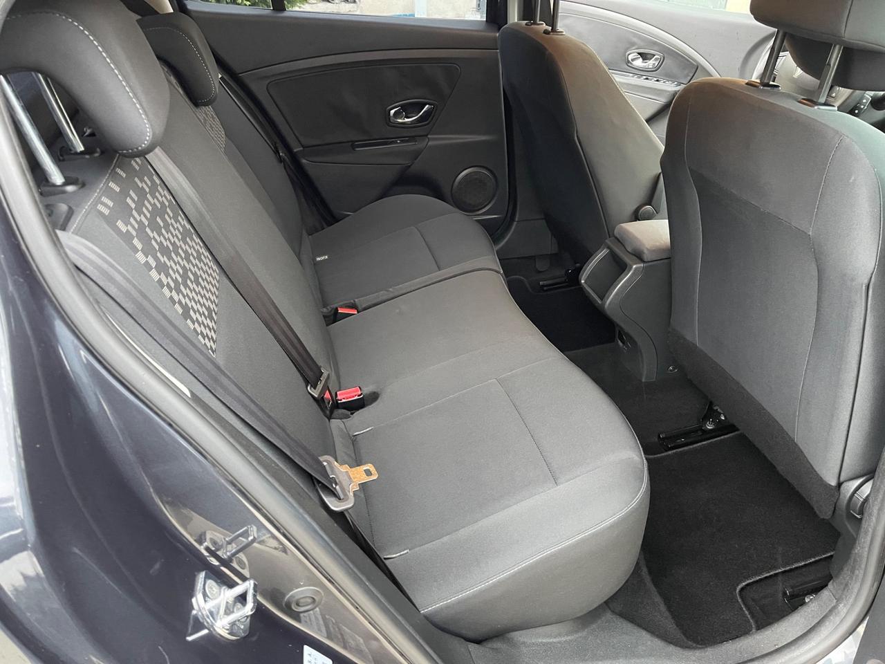 Renault Megane Mégane 1.5 dCi 110CV Wave