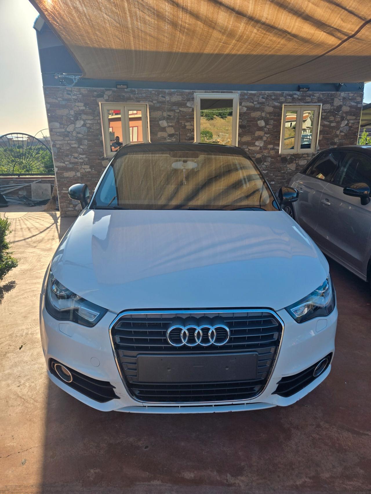 Audi A1 1.6 TDI S tronic Attraction