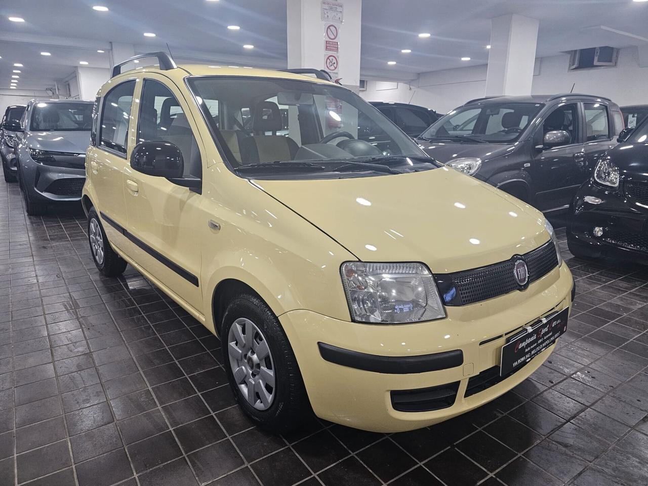 NUOVA FIAT PANDA EMOTION 1.2 BENZ 60CV - AUTO COME NUOVA
