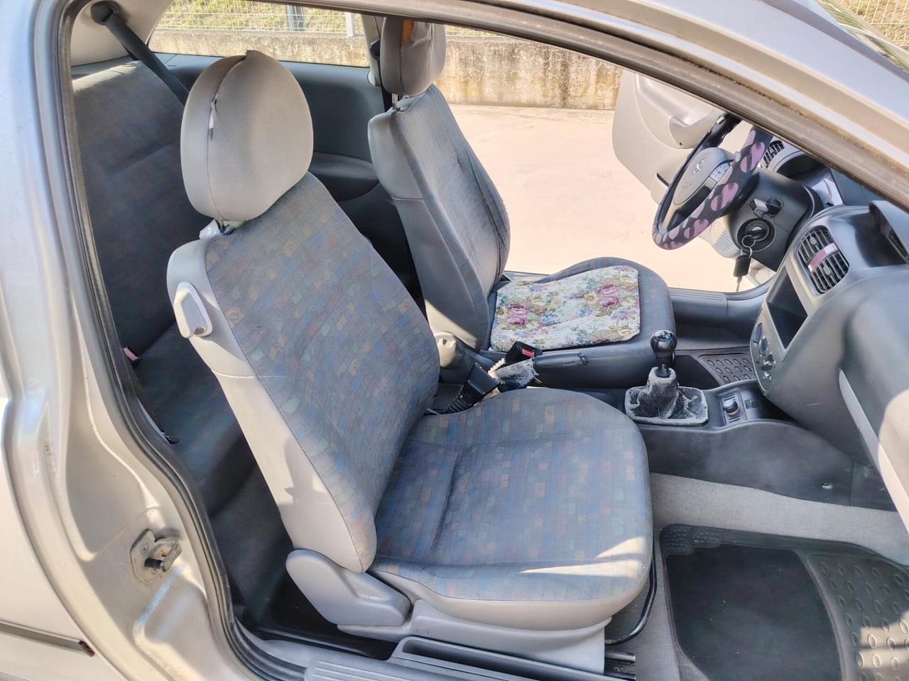 Opel Corsa 1.0i 12V cat 3 porte