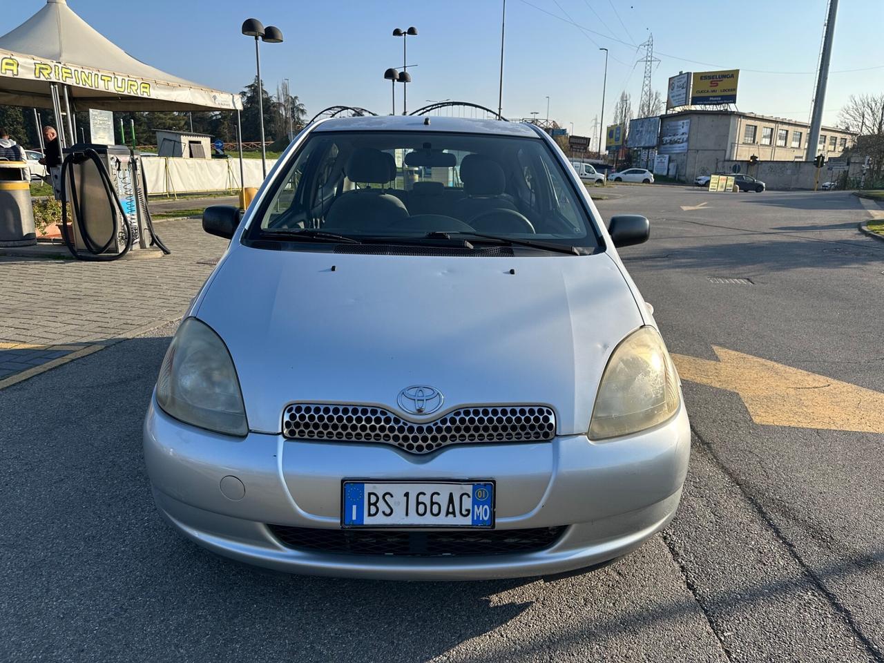 Toyota Yaris 1.0i 16V cat 3 porte