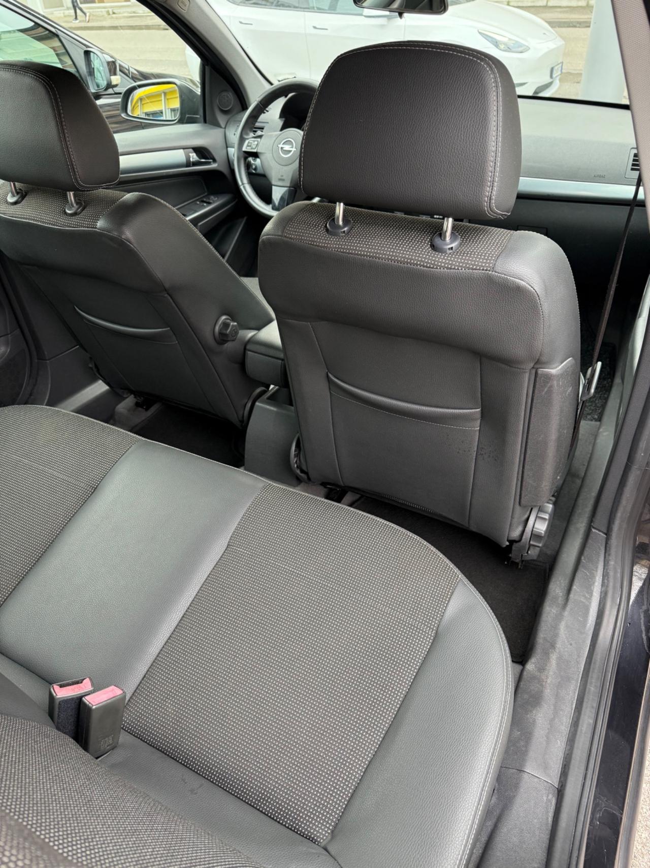 Opel Astra 1.7 CDTI 110CV ecoFLEX 5 porte Enjoy